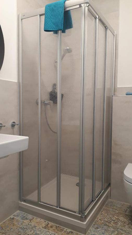 Gemuetliches Apartment Am Kurpark In 바트엠스 외부 사진